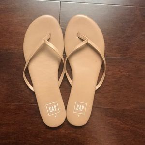 GAP Leather Flip Flops
